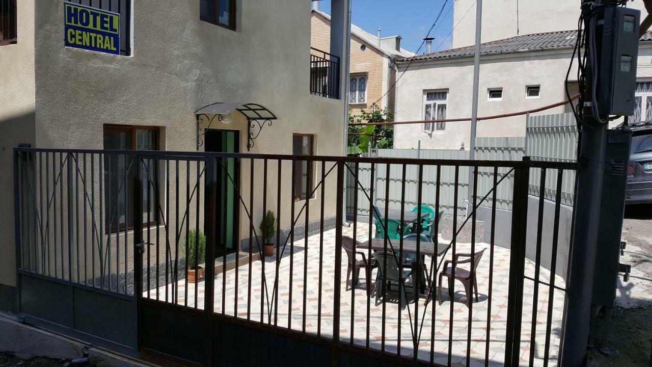 Hotel Central Kutaisi Dış mekan fotoğraf